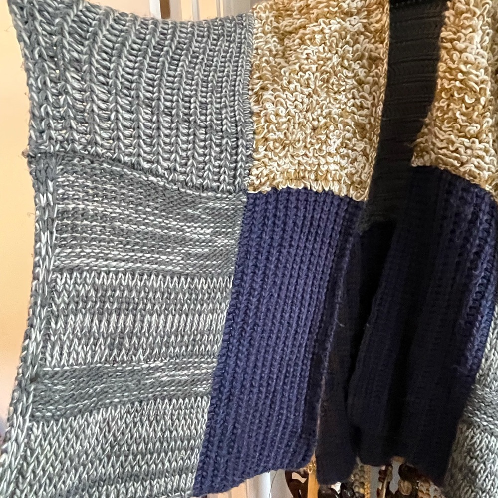 Textured Sweater Poncho Wrap One Size/Free Size - Picture 3 of 4